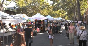 對藝術永恆的愛